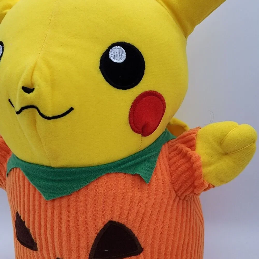 Pikachu Pokemon Halloween Pumpkin Plush 16” Red Cheeks Jack-O-Lantern Toy 2022